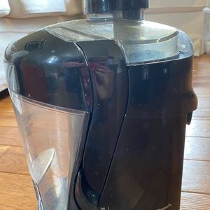 JUICER HAMILTON BEACH